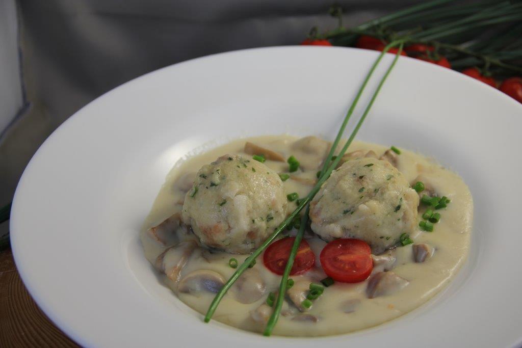 Champignon in Rahm